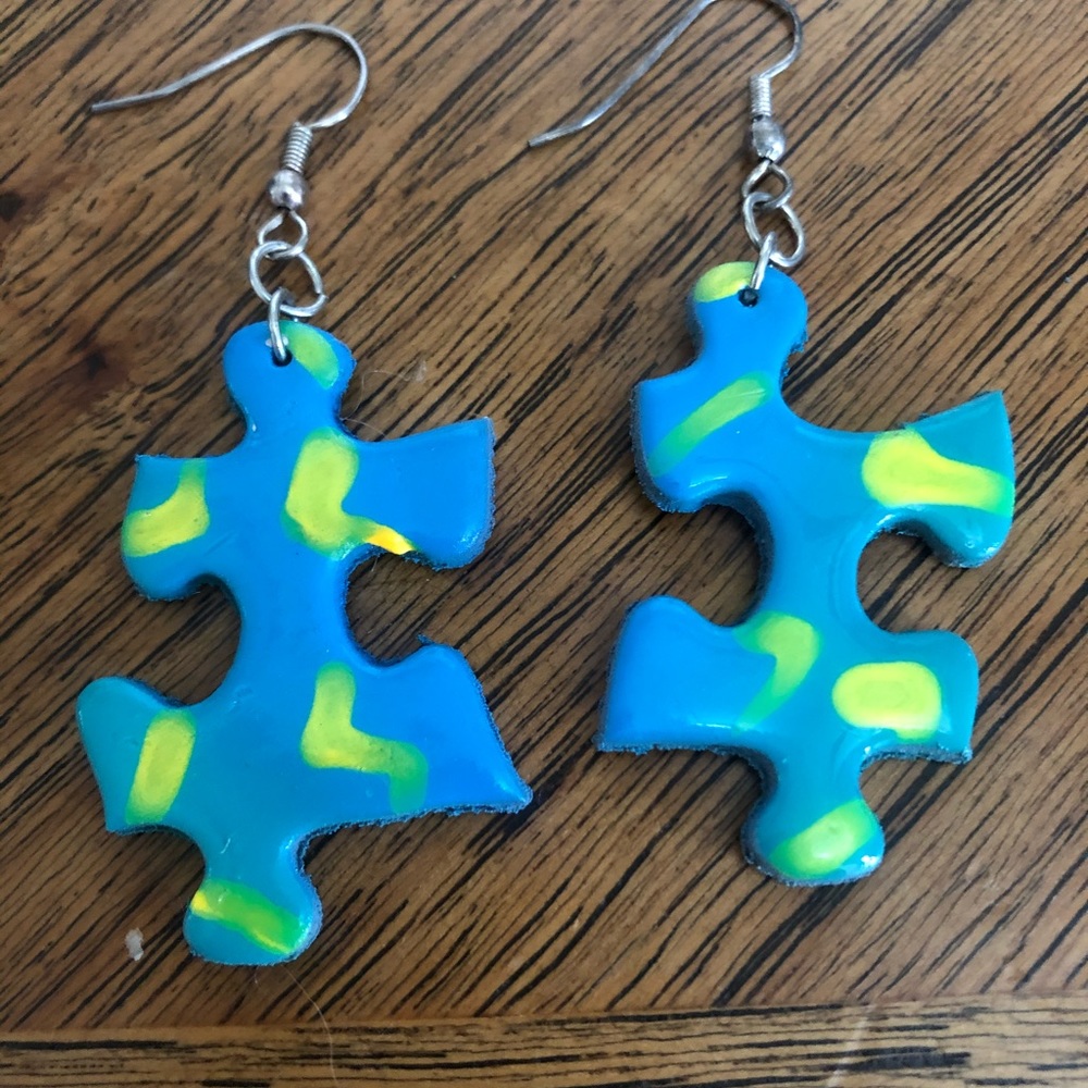Final sale! Gorgeous painted puzzle earrings